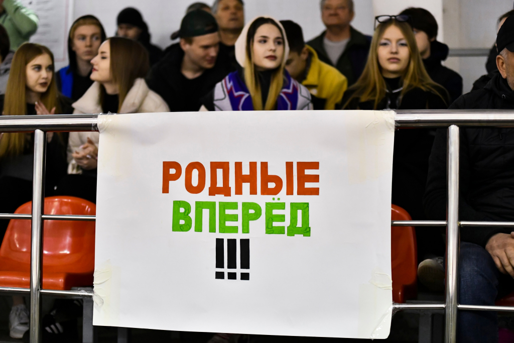 ХК "ЭкоНива-Бобров" взял 4 очка дома